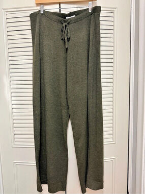 Edited by HUNTER McGRADY • Women’s Lounge Pants • Size XL, Olive Green • NWT